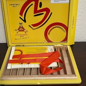 Montecristo cigar box Yellow lacquer finish